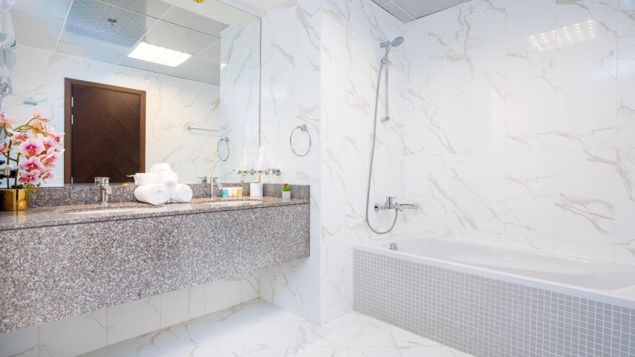 Exclusive Retreat Globalstay'S New 3Br Townhouse With Private Pool Dubai Exterior foto